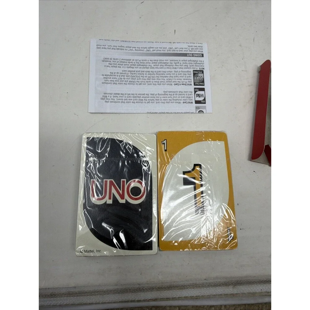 UNO 40th Anniversary 2010 Edition Mattel 108 Cards RETRO Card Game New